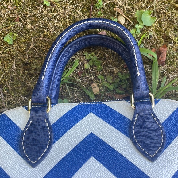 ⭐️ HOST PICK ⭐️ NWOT Tag Dooney & Burke Purse - Picture 9 of 15